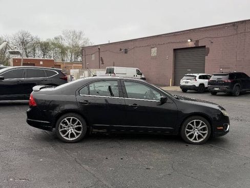 Used 2010 Ford Fusion SE FWD image 8