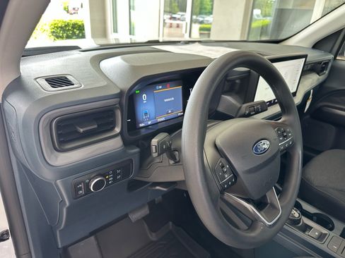 New 2025 Ford Maverick XL w/ Equipment Group 101A AWD/4WD image 18