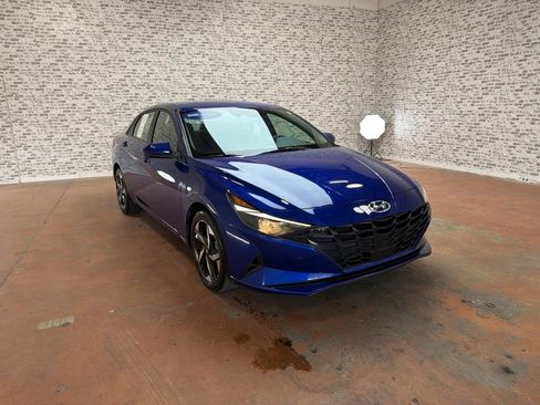 Certified 2023 Hyundai Elantra SEL w/ Convenience Package FWD image 1
