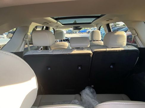 Certified 2026 Kia Sorento S w/ S Panoramic Sunroof Package FWD image 23