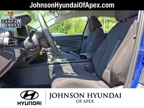 Certified 2024 Hyundai Elantra SE FWD image 18