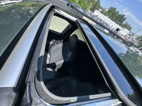 Certified 2026 Subaru Outback Limited AWD/4WD image 6