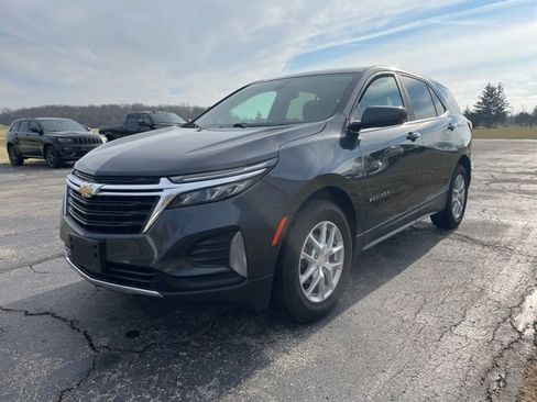 Used 2023 Chevrolet Equinox LT image 7