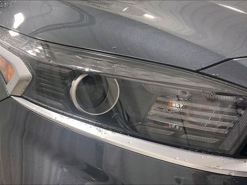 Used 2023 Kia Forte GT-Line w/ GT-Line Technology Package image 32