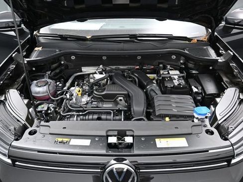 New 2026 Volkswagen Taos SE AWD/4WD image 15