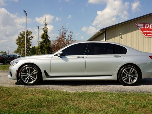 Used 2018 BMW 750i xDrive image 27