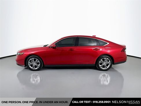 Used 2024 Honda Accord EX image 8