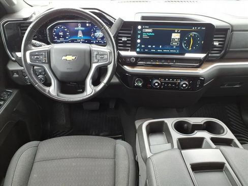 Certified 2022 Chevrolet Silverado 1500 LT image 9