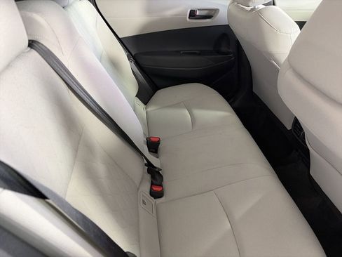 Used 2026 Toyota Corolla Cross LE FWD image 23