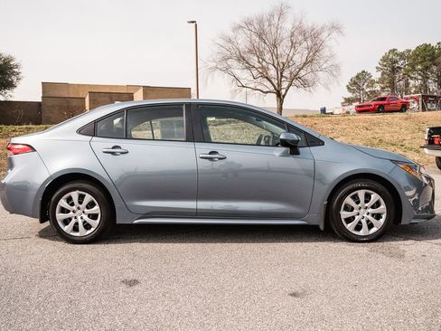 Certified 2026 Toyota Corolla LE image 8
