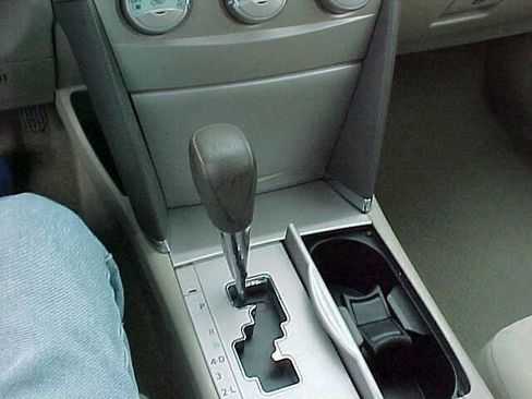 Used 2009 Toyota Camry LE image 25