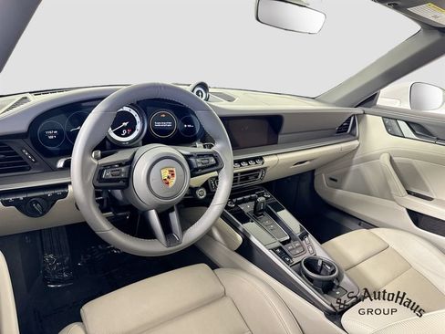 Used 2023 Porsche 911 Carrera 4S w/ Premium Package AWD/4WD image 30