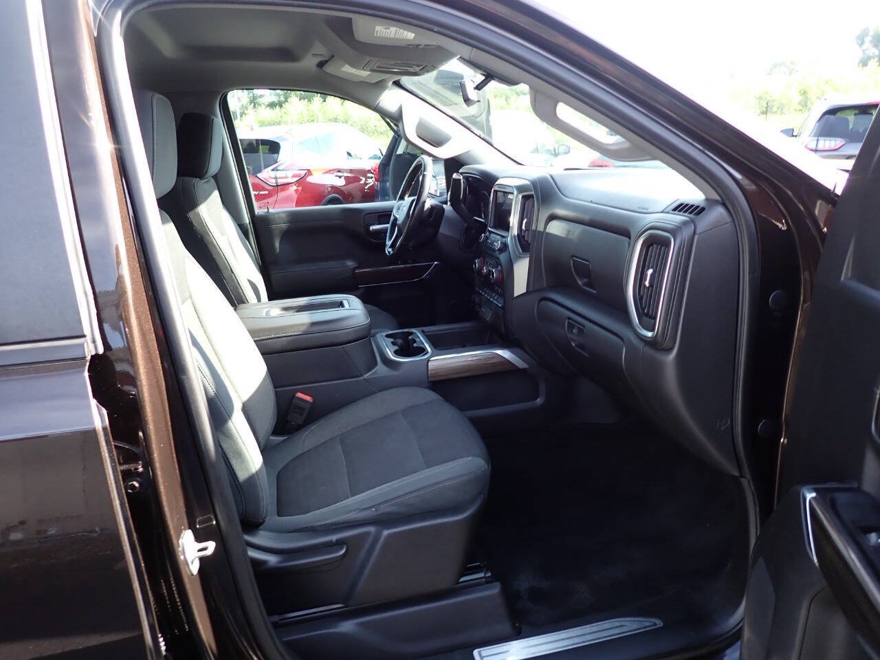 Used 2019 Chevrolet Silverado 1500 RST w/ All-Star Edition AWD/4WD image 9