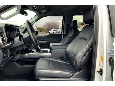 Used 2025 Ford F350 Lariat image 26