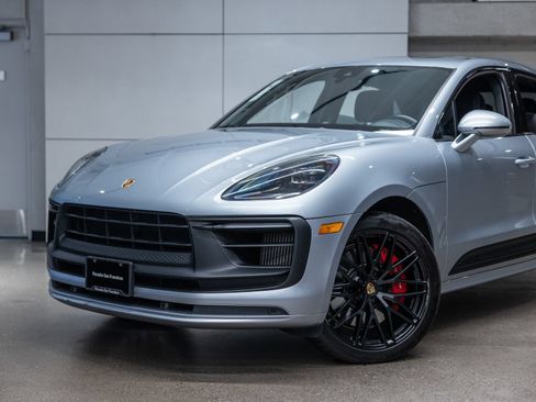 Used 2022 Porsche Macan GTS AWD/4WD image 21