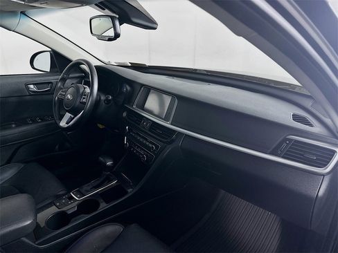 Used 2020 Kia Optima Premium image 30