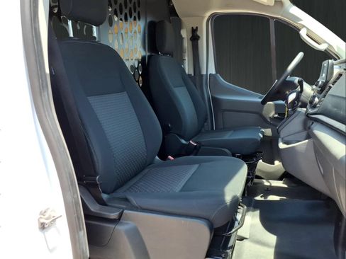 Used 2025 Ford Transit 250 Low Roof w/ Exterior Upgrade Package RWD image 19