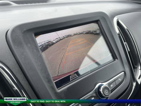 Used 2023 Chevrolet Equinox RS image 19