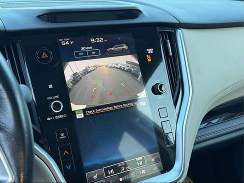 Used 2020 Subaru Outback Limited image 27