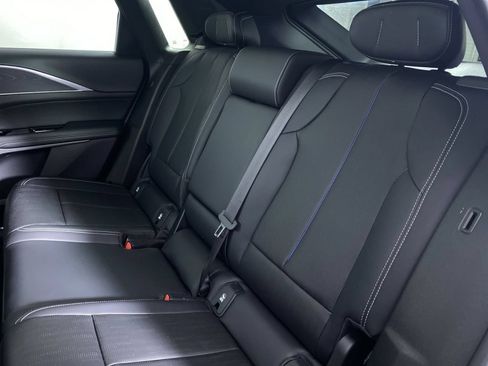 Certified 2024 Cadillac Lyriq Luxury AWD/4WD image 13
