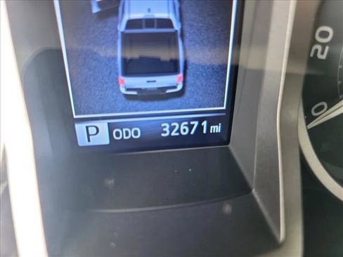 Used 2020 Toyota Tacoma SR5 image 19