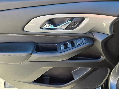 Used 2019 Chevrolet Traverse LT w/ LPO, Cargo Package image 24