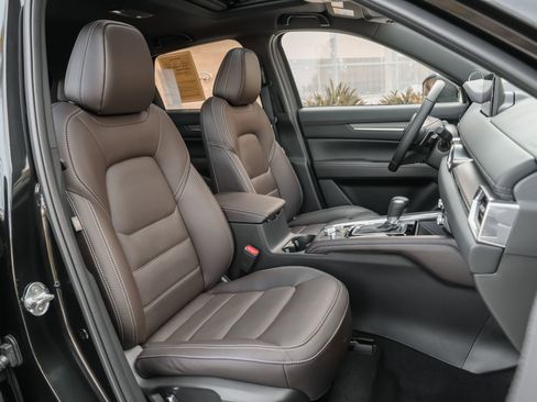 Used 2025 MAZDA CX-5 Signature AWD/4WD image 40