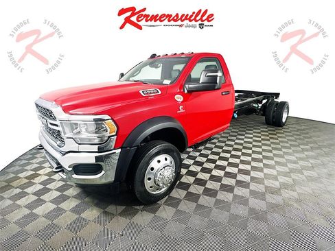 New 2024 RAM 5500 Tradesman image 3