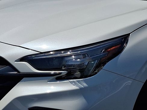 Certified 2025 Subaru Legacy AWD/4WD image 9