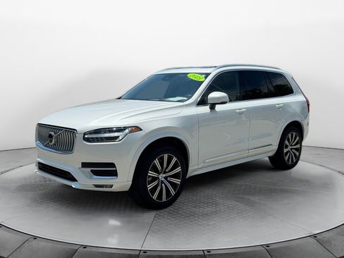 Certified 2025 Volvo XC90 B5 Core AWD/4WD image 3