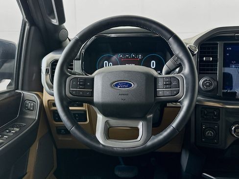 Used 2021 Ford F150 Lariat w/ Equipment Group 501A Mid image 18