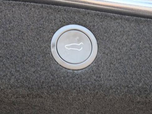 Used 2024 Tesla Model 3 Long Range AWD/4WD image 31
