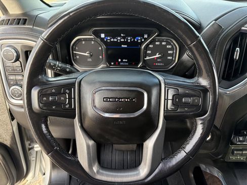 Used 2022 GMC Sierra 3500 Denali w/ Denali Ultimate Package AWD/4WD image 24