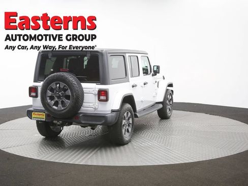 Used 2018 Jeep Wrangler Unlimited Sahara AWD/4WD image 95