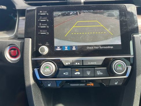 Used 2020 Honda Civic EX image 15