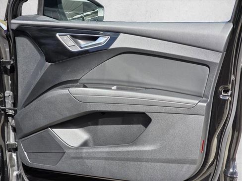 Certified 2024 Audi Q4 e-tron Premium image 10