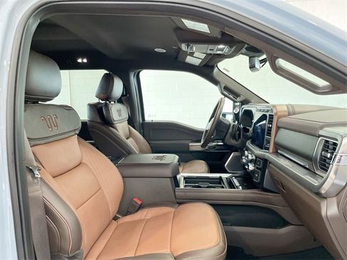 Used 2024 Ford F250 King Ranch w/ Chrome Package image 17