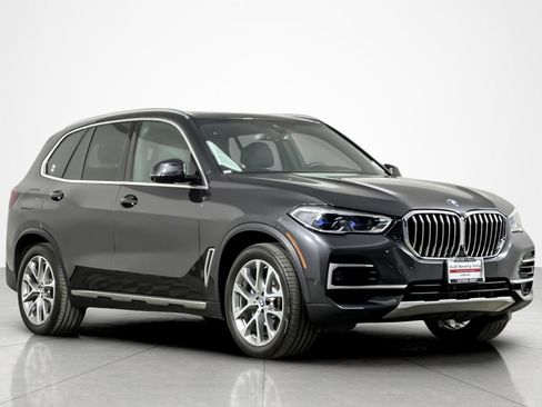 Used 2023 BMW X5 sDrive40i w/ Executive Package image 7