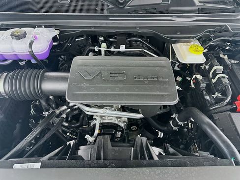 New 2025 RAM 1500 Big Horn AWD/4WD image 18