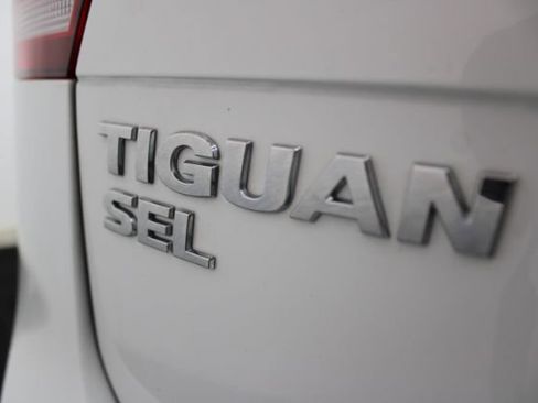 Used 2019 Volkswagen Tiguan SEL Premium R-Line AWD/4WD image 8