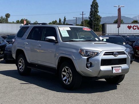 Certified 2024 Toyota 4Runner TRD Off-Road Premium w/ Moonroof Package AWD/4WD image 42