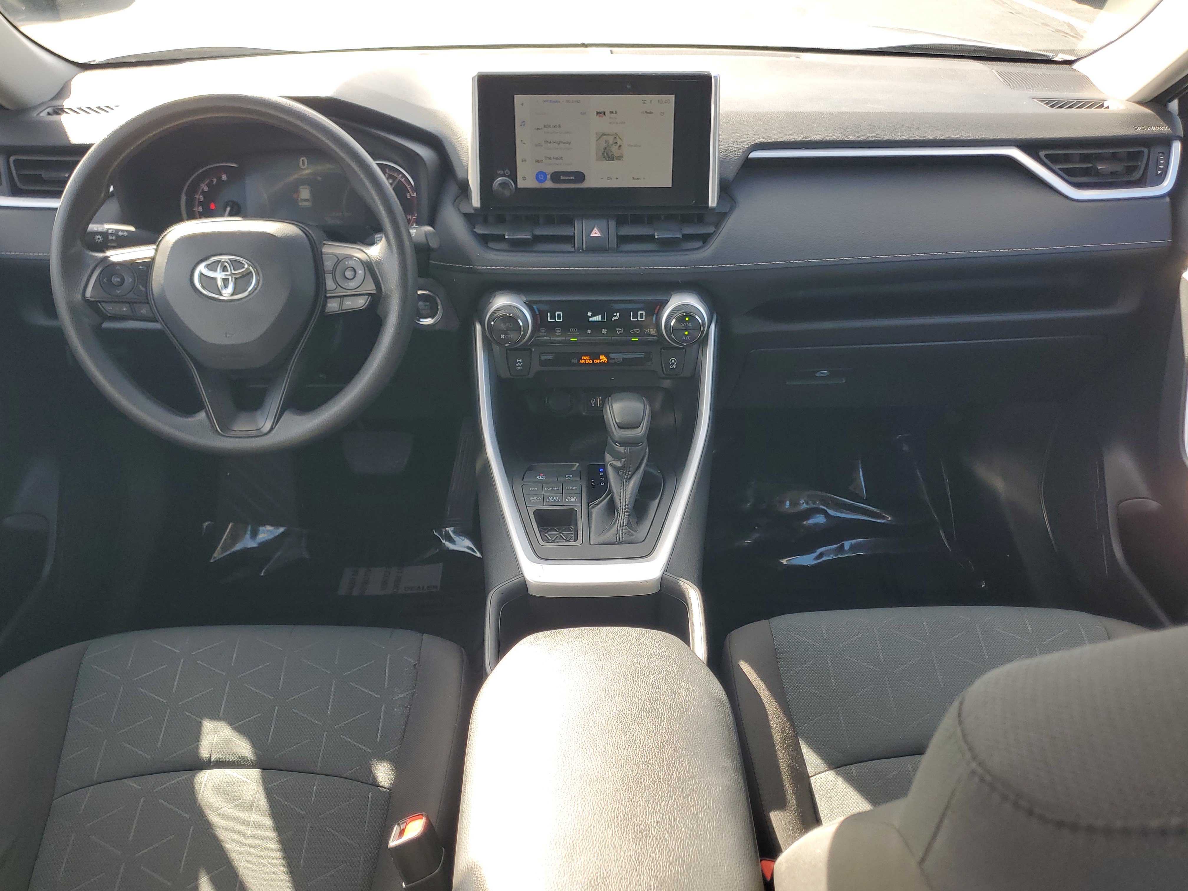 Certified 2025 Toyota RAV4 XLE AWD/4WD image 14