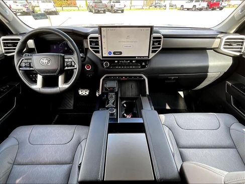 Used 2024 Toyota Sequoia SR5 image 22