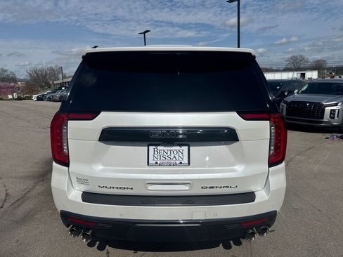 Used 2023 GMC Yukon Denali Ultimate image 34