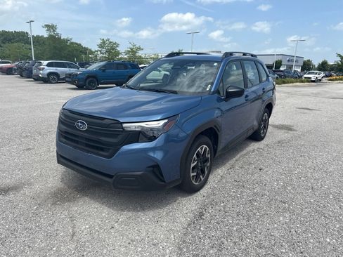 Certified 2025 Subaru Forester AWD/4WD image 3