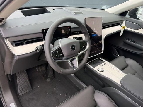 New 2026 Volvo EX90 Ultra AWD/4WD image 4