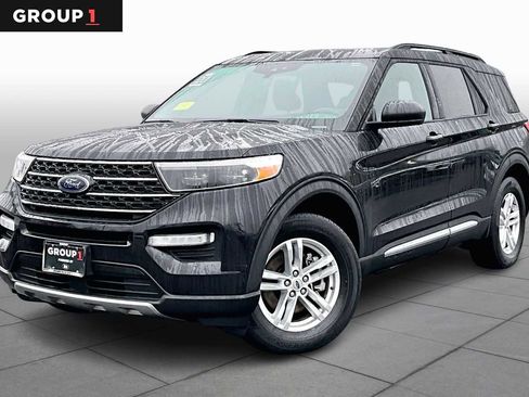 Used 2020 Ford Explorer XLT w/ Equipment Group 202A image 1