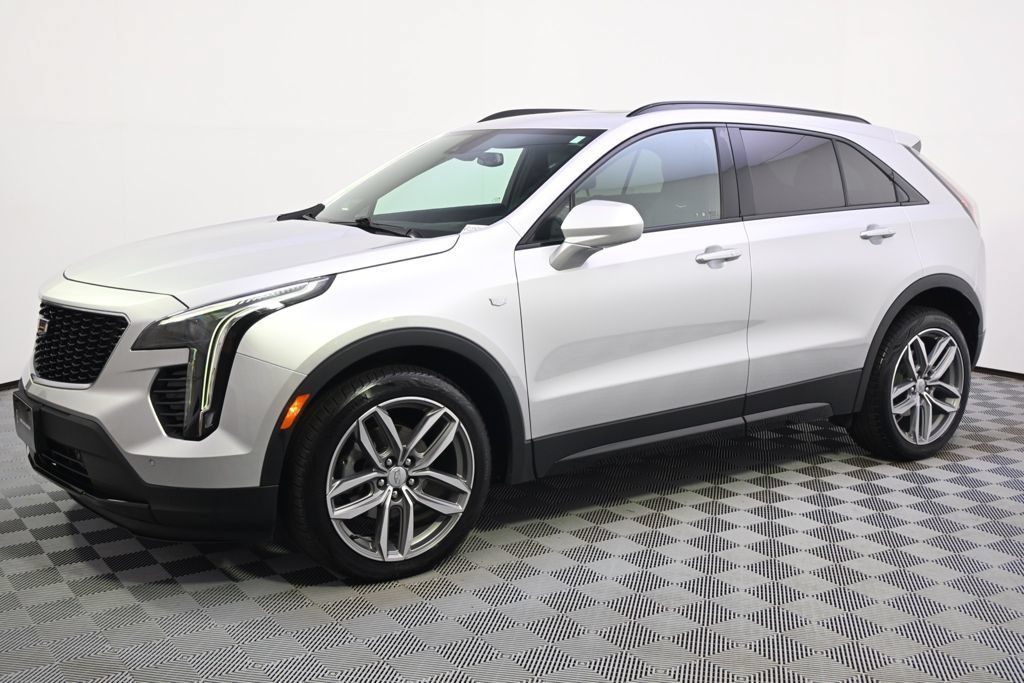 Used 2019 Cadillac XT4 Sport w/ Cold Weather Package AWD/4WD image 2
