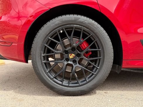 Used 2018 Porsche Macan GTS image 12