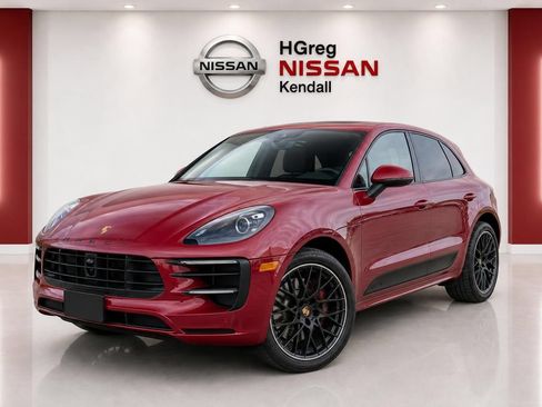 Used 2018 Porsche Macan GTS AWD/4WD image 6